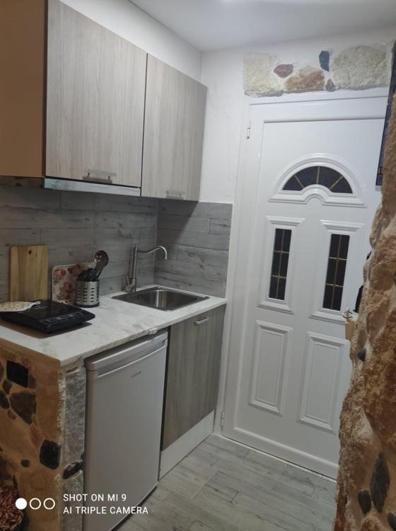 Malvina Rooms Kallithea  Bagian luar foto