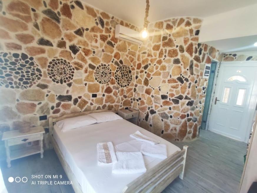 Malvina Rooms Kallithea  Bagian luar foto