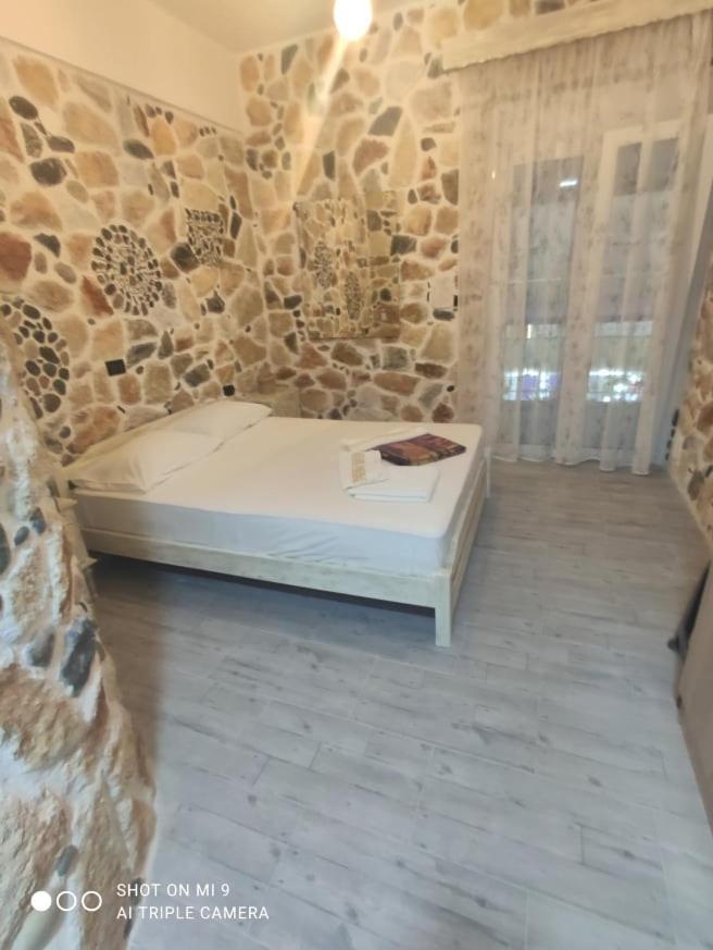 Malvina Rooms Kallithea  Bagian luar foto