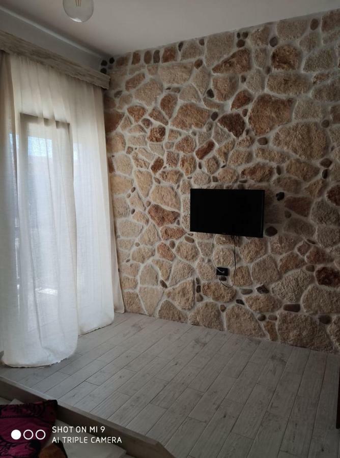 Malvina Rooms Kallithea  Bagian luar foto