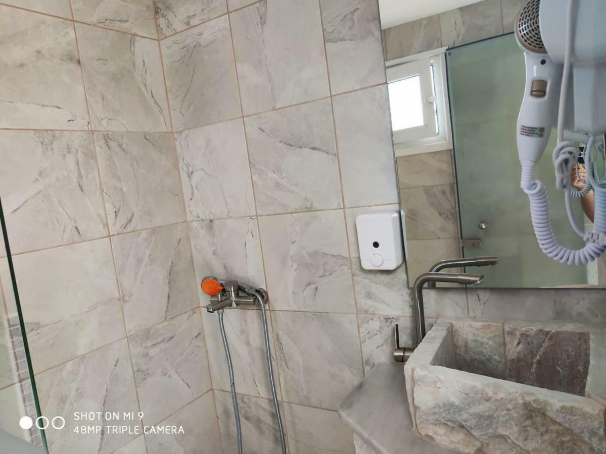 Malvina Rooms Kallithea  Bagian luar foto
